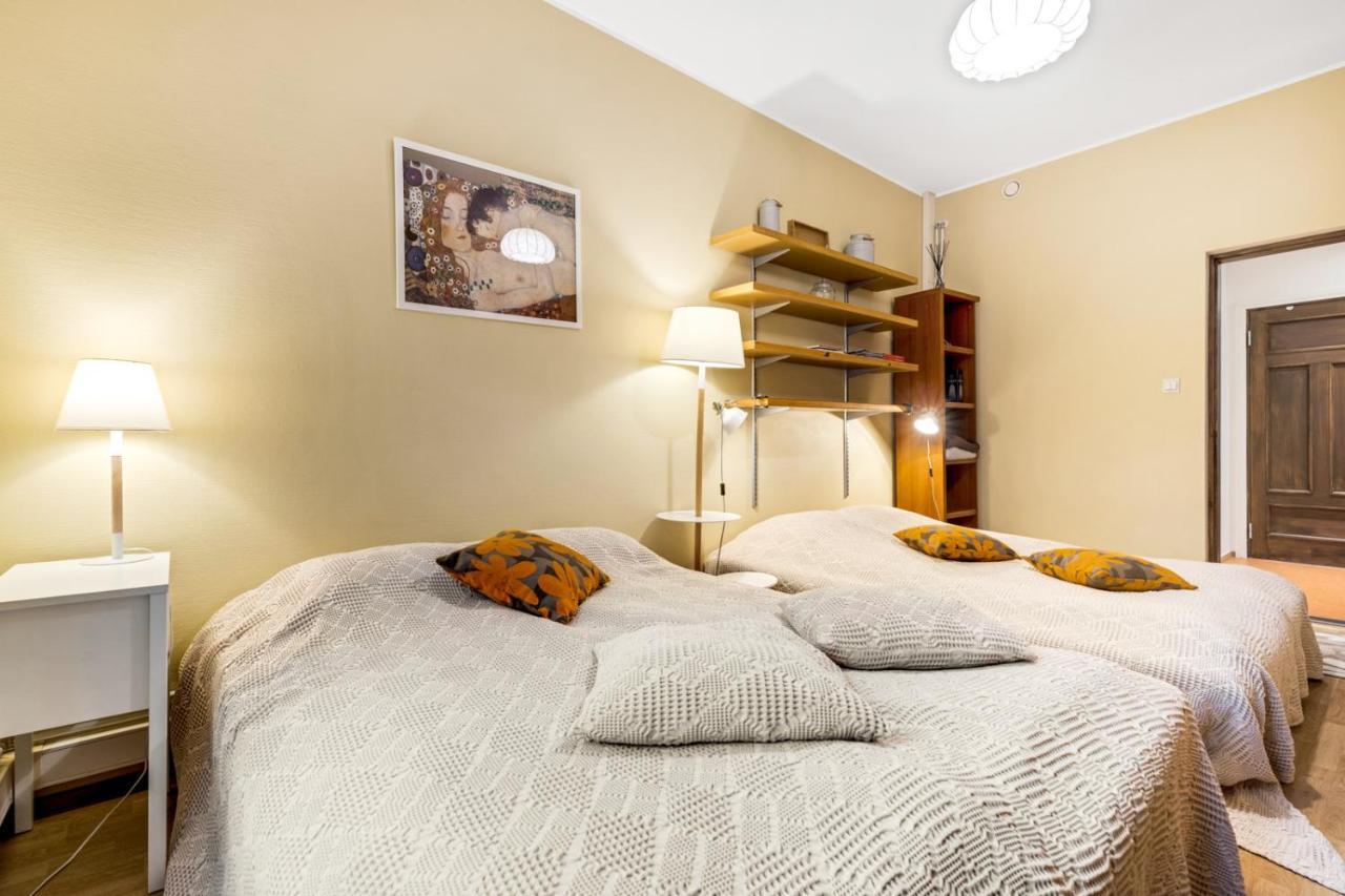 Family Apartment Tallinn Buitenkant foto