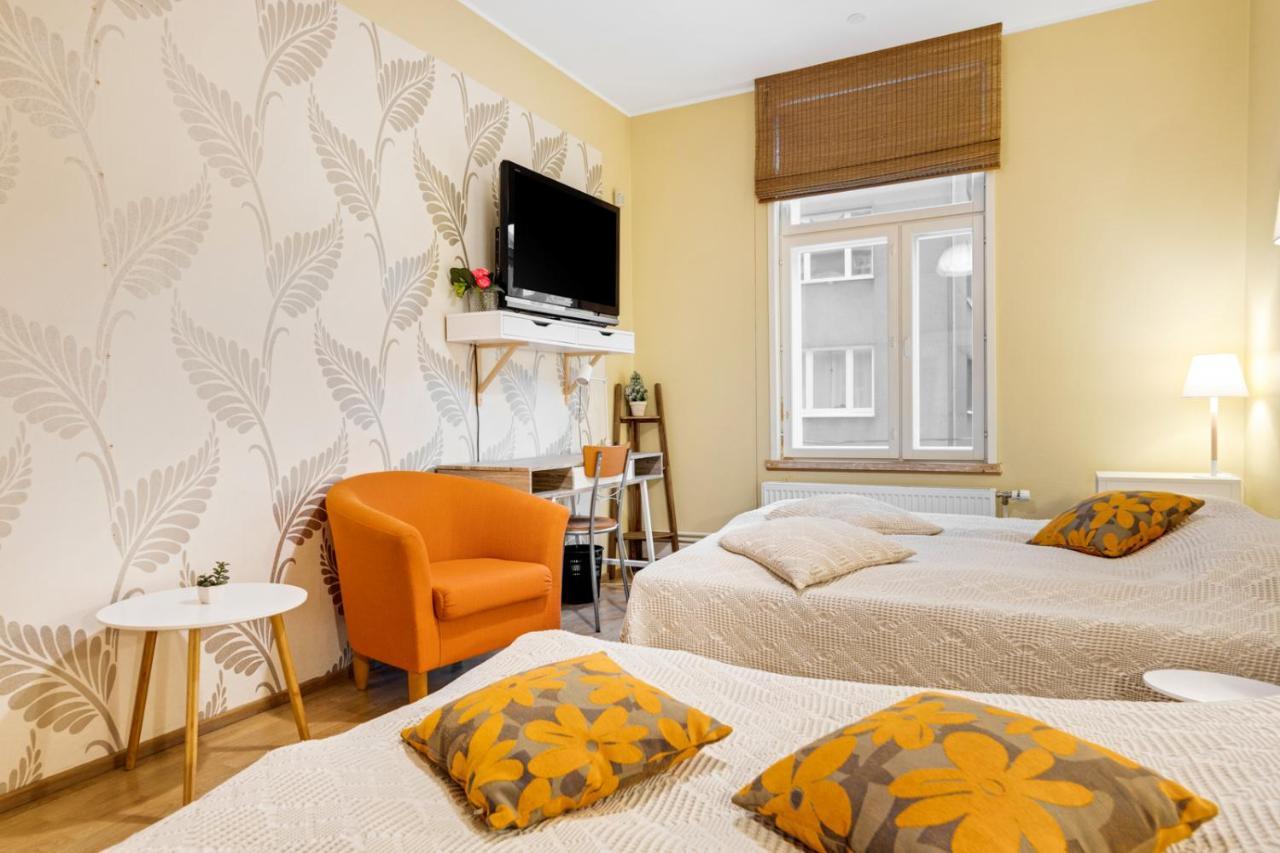 Family Apartment Tallinn Buitenkant foto