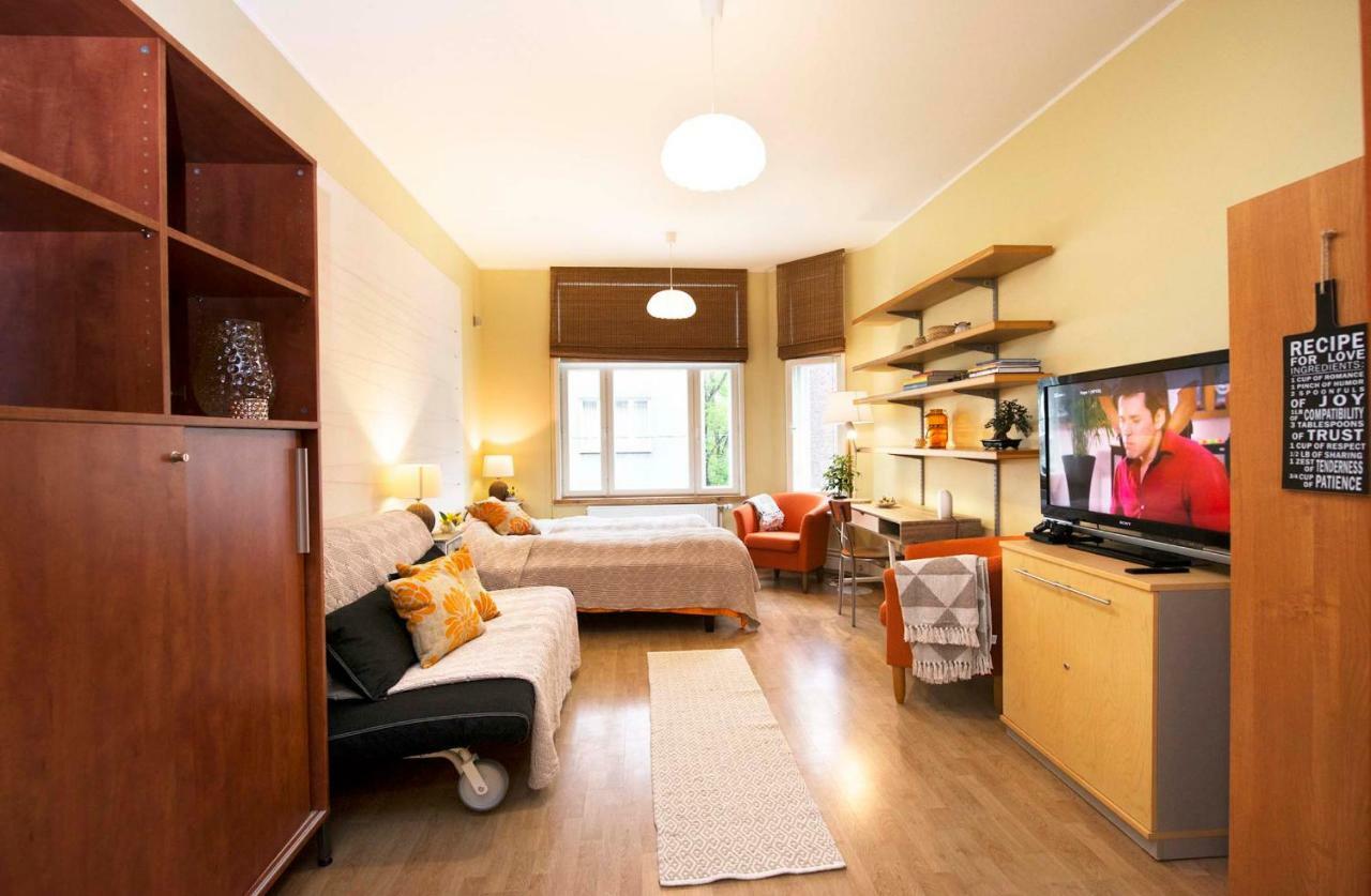 Family Apartment Tallinn Buitenkant foto