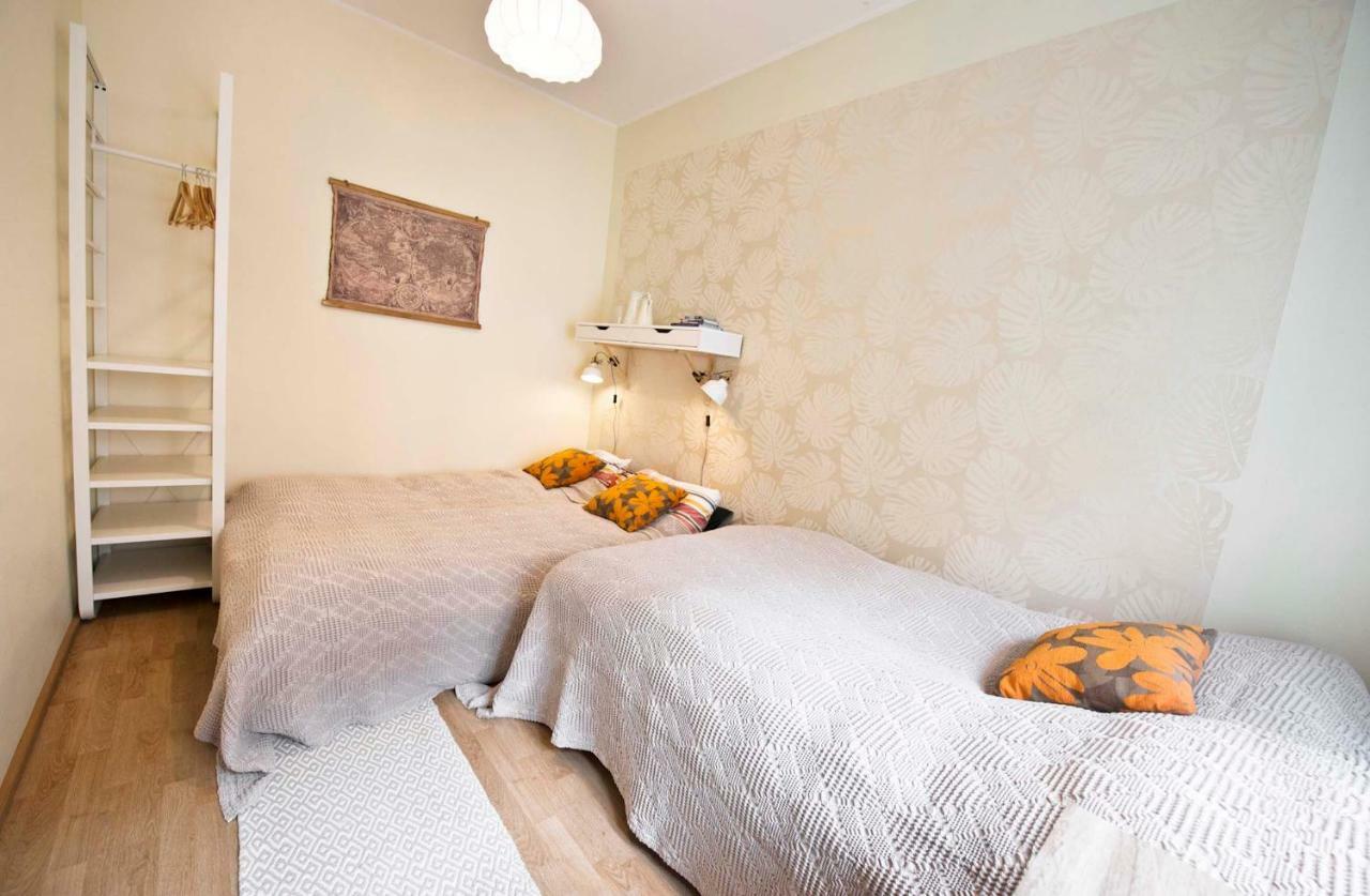 Family Apartment Tallinn Buitenkant foto
